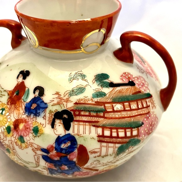 Kutani Satsuma Geisha Girl Japanese Vase, Vintage EUC - Picture 2 of 10